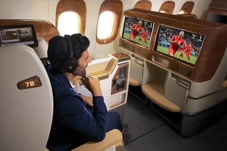 Emirates logs 1M Starlink connections as satellite capacity hits 2 Gbps