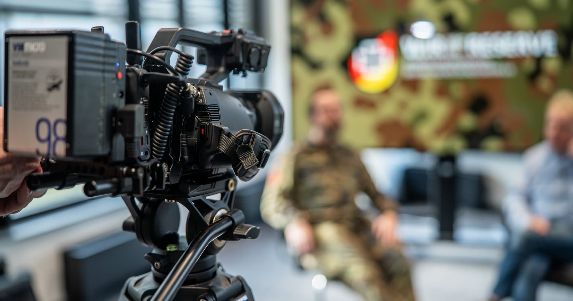 Qvest modernizes Bundeswehr Reservist Association media production