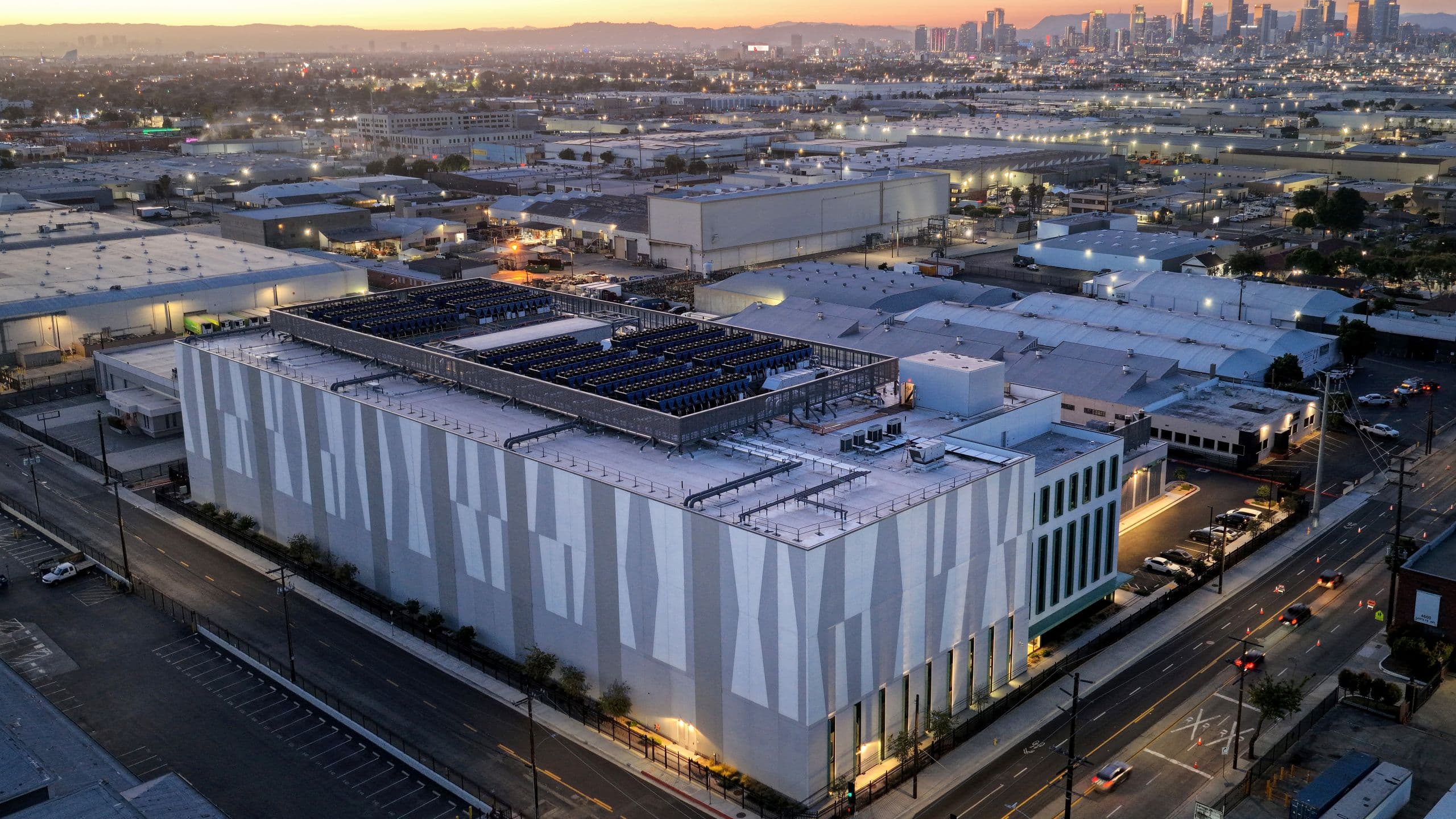 Over Half of New US Data Centers Face High Natural Disaster Risk