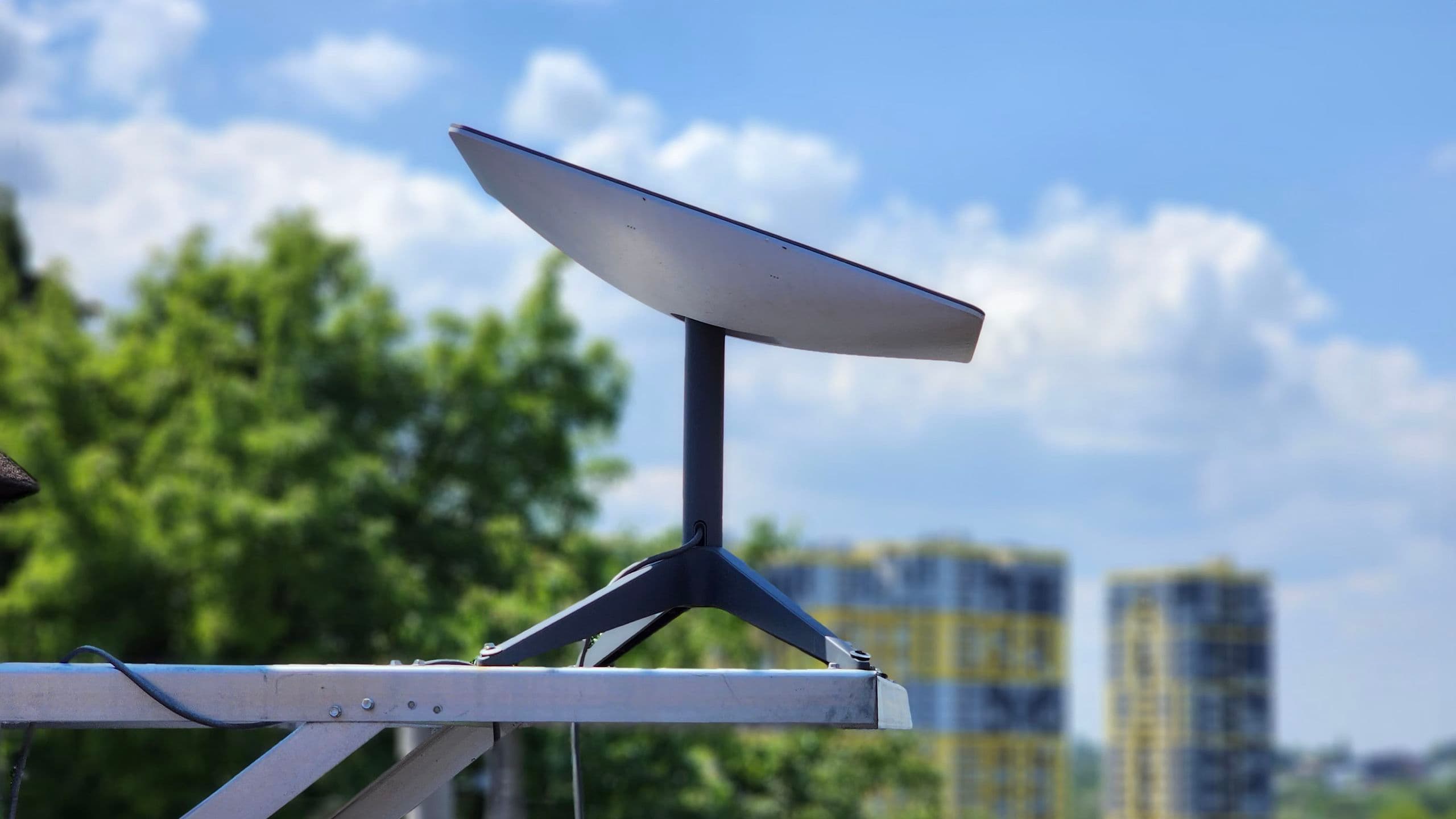 EU reserves two-thirds of 2GHz satellite spectrum for European firms