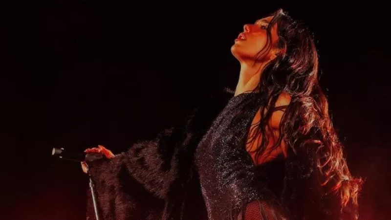 Dua Lipa posts full Mexico tour film free on YouTube