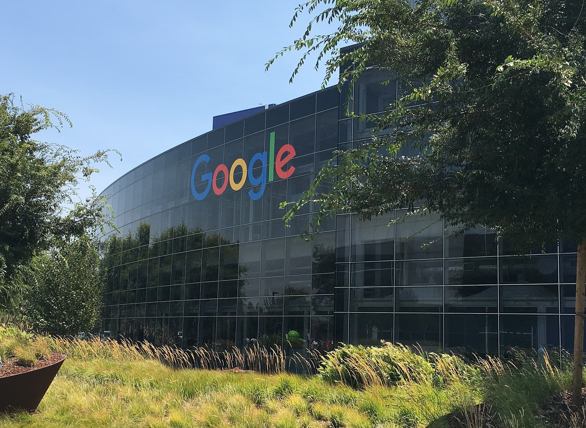 Google faces Swiss antitrust probe for removing Android search choice screens