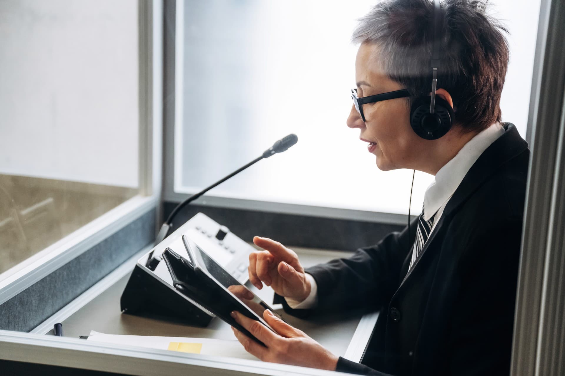 Experts warn of accuracy and bias risks in AI-only translation