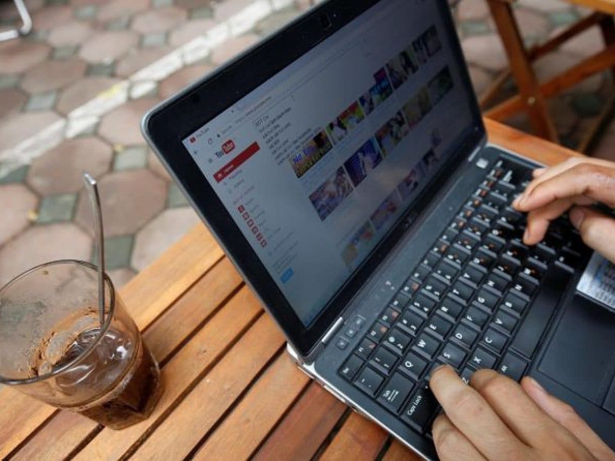 Airtel defends Priority Postpaid before DoT net neutrality panel