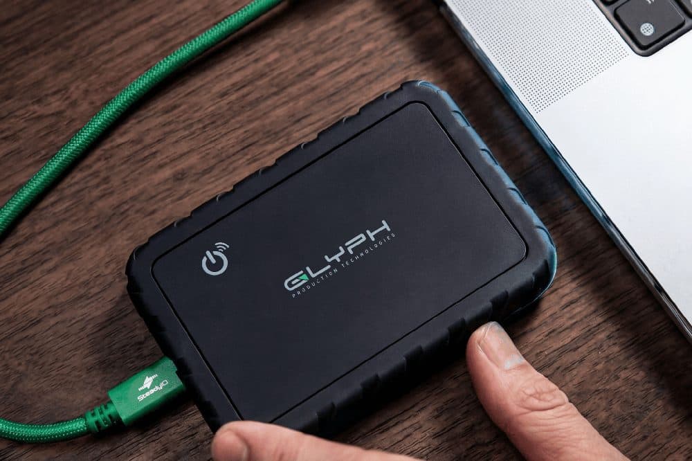 Glyph Introduces 80Gbps USB4 Portable NVMe SSD with MagSafe and Tracking