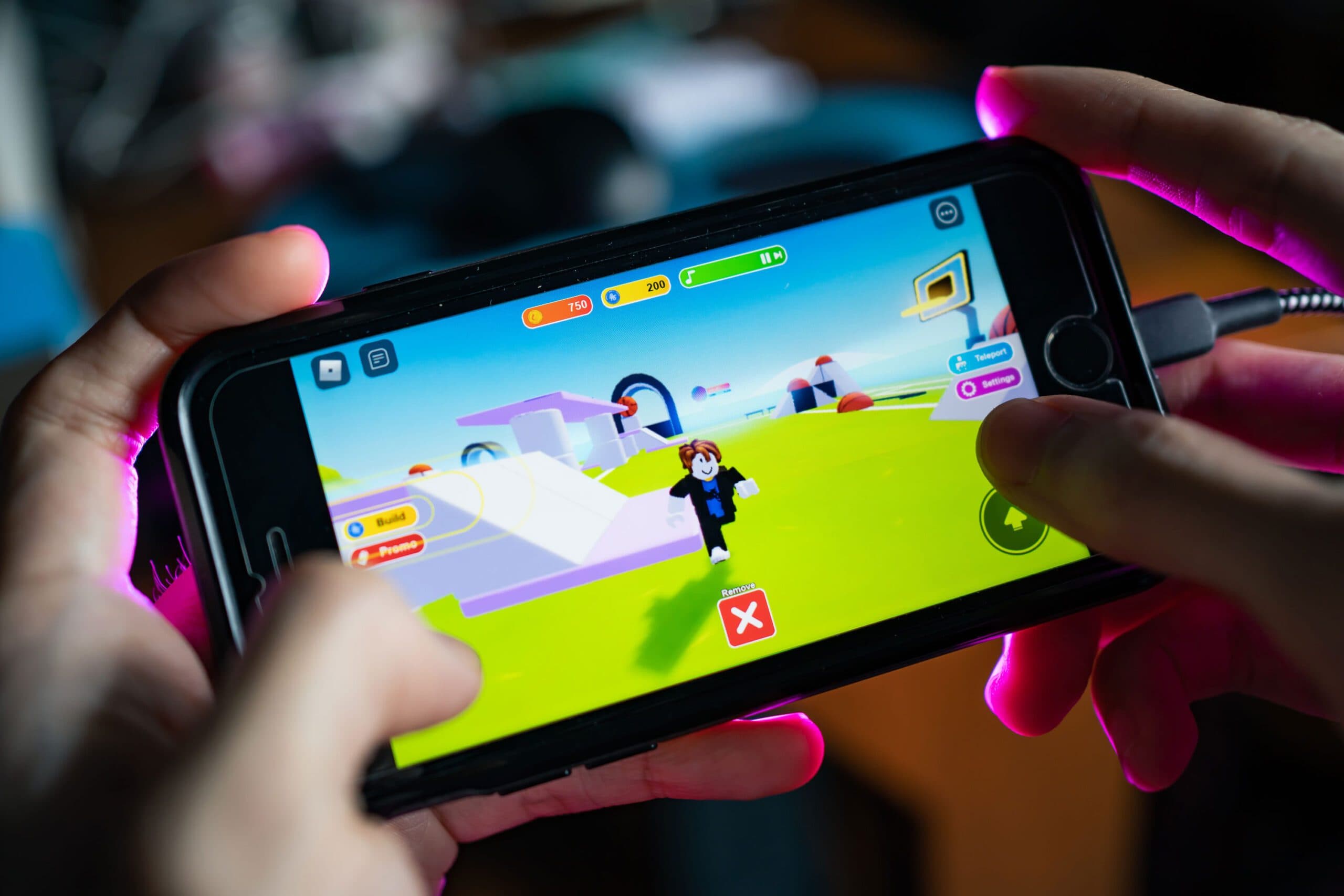 Roblox Enables Under-13 Advertising, Partners Exclusively with SuperAwesome