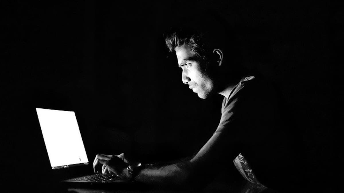 Spain's counter-terrorism unit strengthens platform content removal; e-Evidence regulation nears