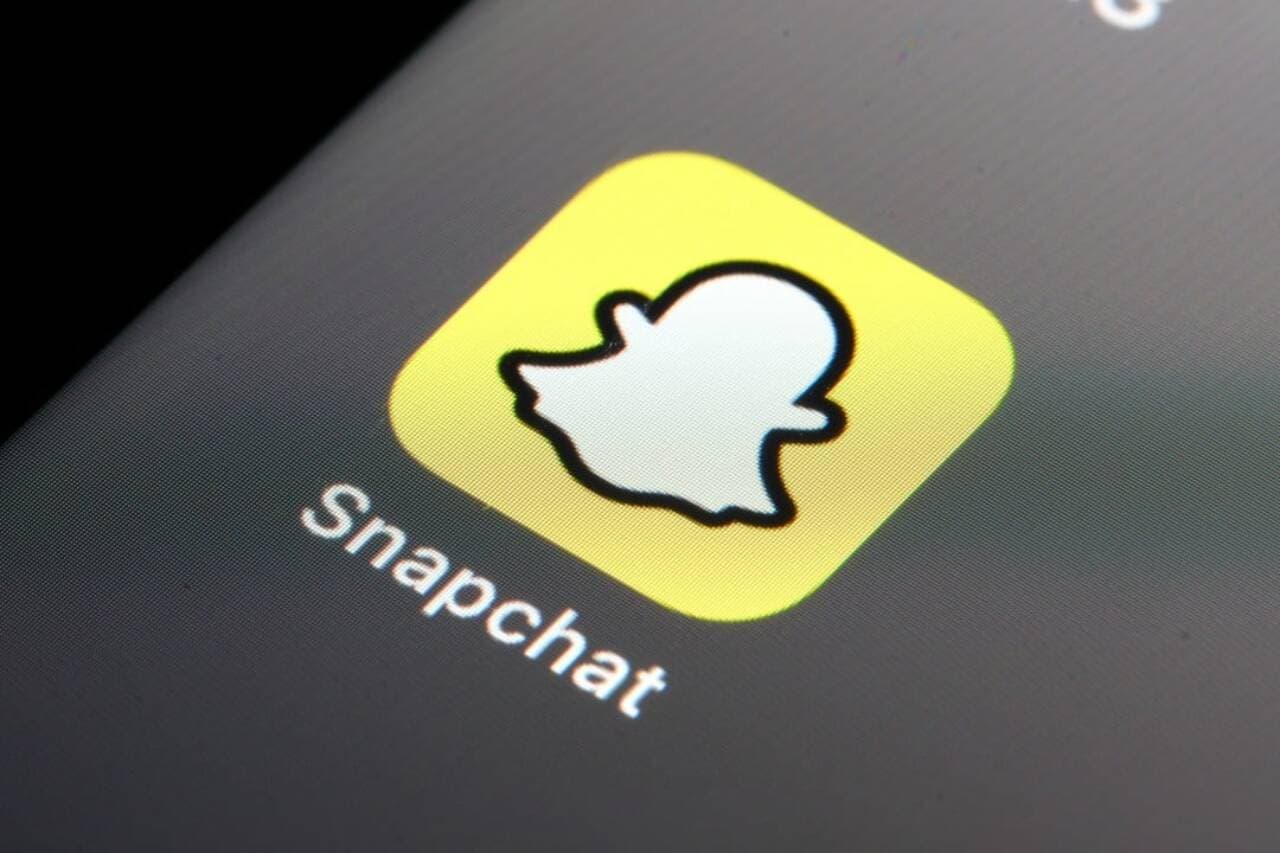 Snapchat launches AI Clips to turn gallery photos into short videos