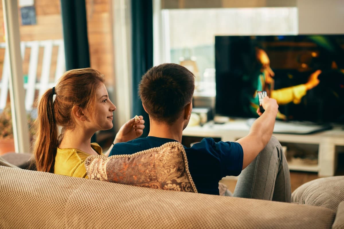 Nielsen says linear still leads ad-supported TV viewing